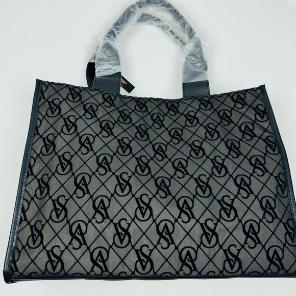 Victoria’s Secret Monogram Logo Mesh Tote - Picture 6 of 9
